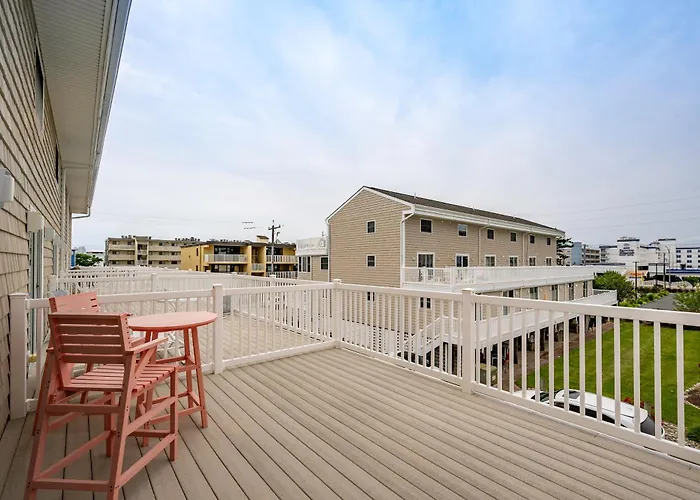 Enjoy Ocean Views At Ocean Colony Condo! Holiday home *